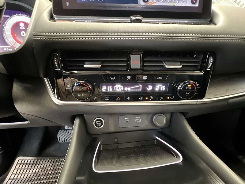 Nissan X-Trail Tekna Navi 360° Kamera Sitzh. v+h uvm.