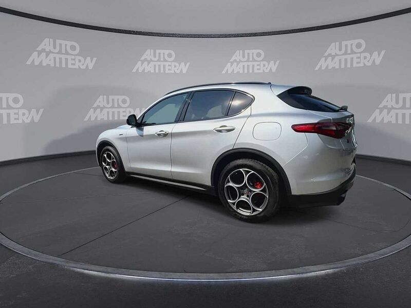 Alfa Romeo Stelvio Sprint 2,2 JTD Q4 Leder GSD PDC Navi Kamera