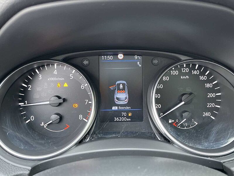 Nissan Qashqai N-Motion Navi 360° AHK Sitzh. LM19' uvm.